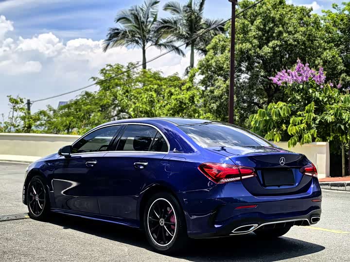 Фото 10 - Mercedes-Benz A-Class