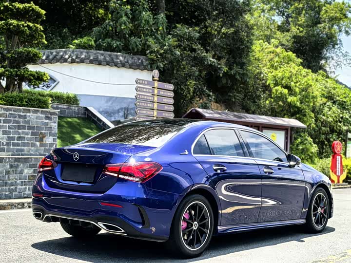 Фото 12 - Mercedes-Benz A-Class