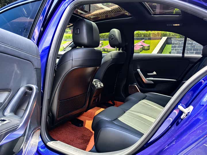 Фото 5 - Mercedes-Benz A-Class