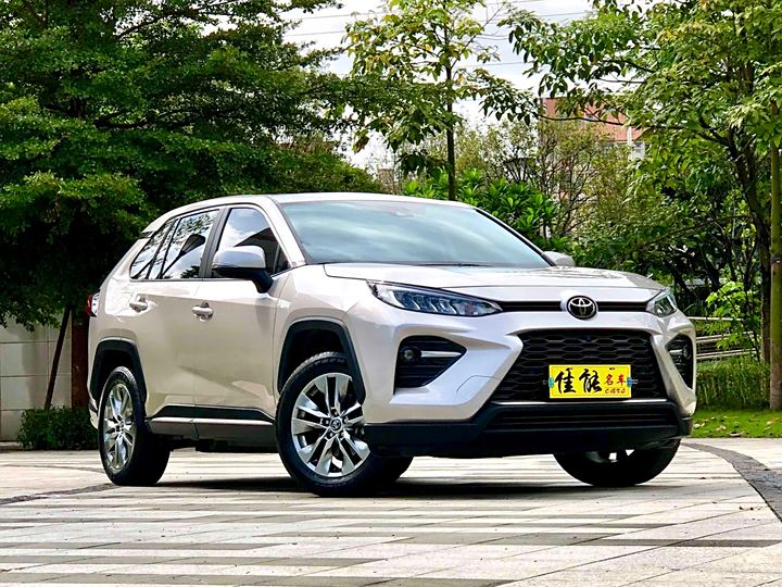 Фото 7 - Toyota Wildlander