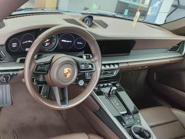 Фото 2 - Porsche 911