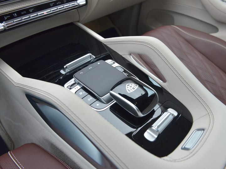 Фото 21 - Mercedes-Benz Maybach GLS