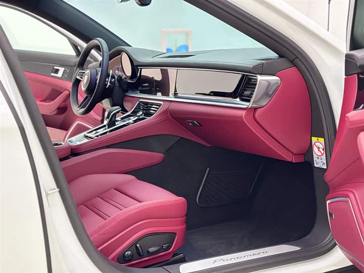 Фото 12 - Porsche Panamera