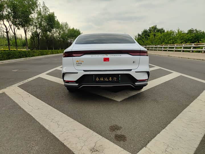 Фото 5 - BYD Han