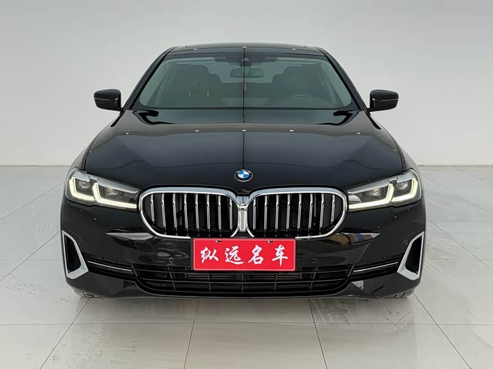 Фото 2 - BMW 5 Series