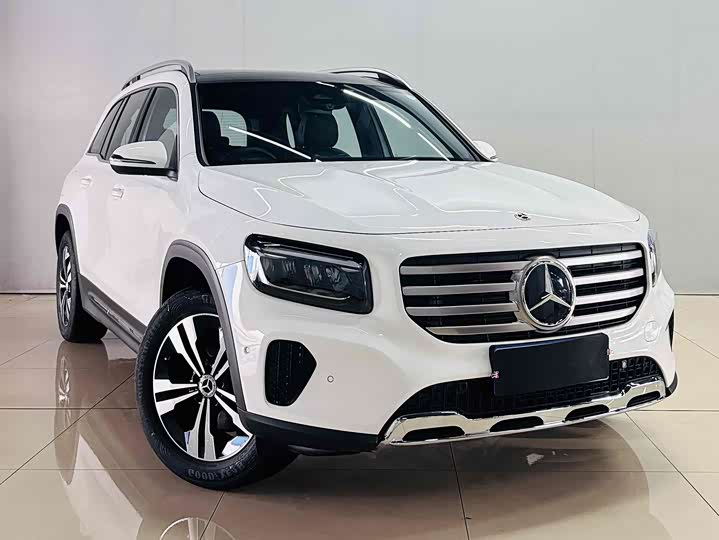 Фото 2 - Mercedes-Benz GLB-Class