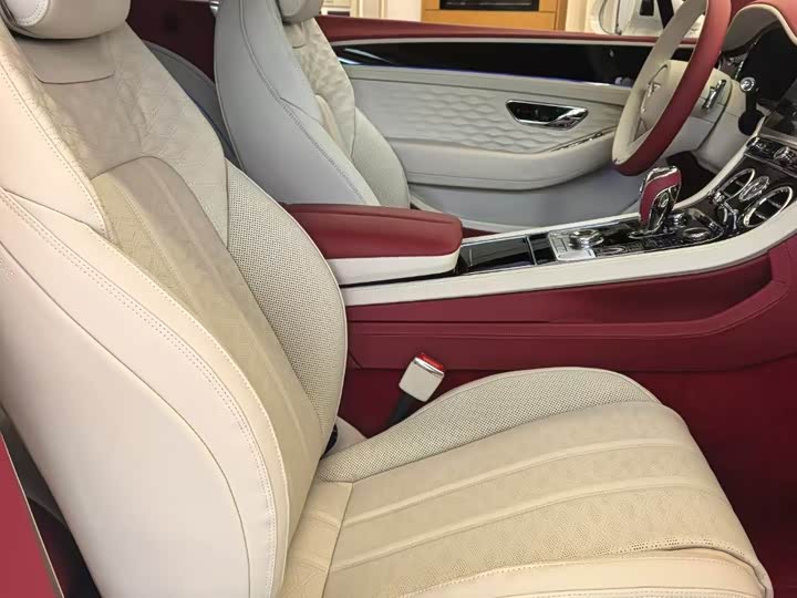 Photo 4 - Bentley Continental GT