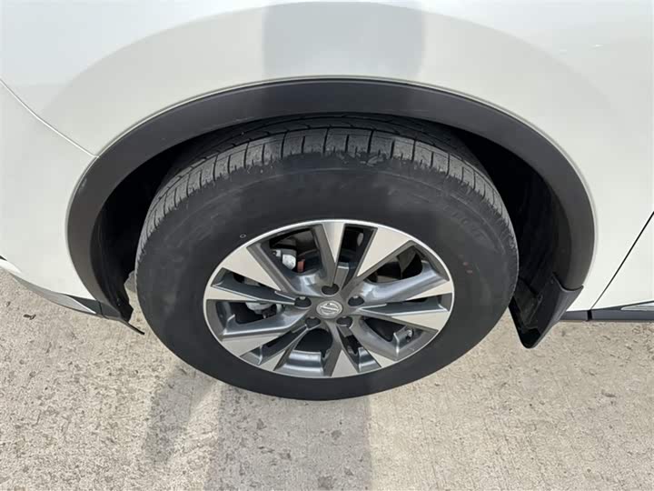 Фото 19 - Nissan Murano