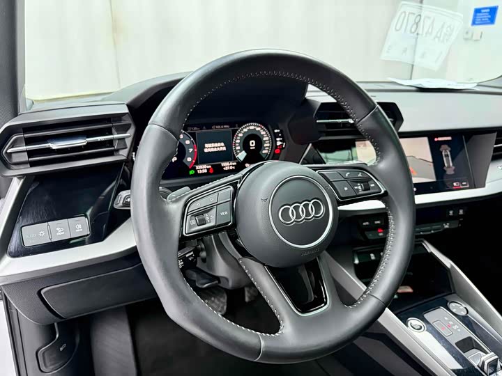 Фото 10 - Audi A3