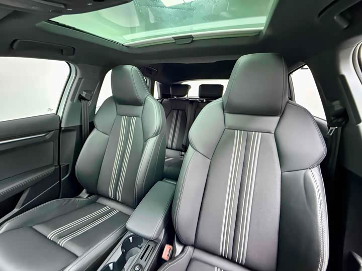 Фото 17 - Audi A3