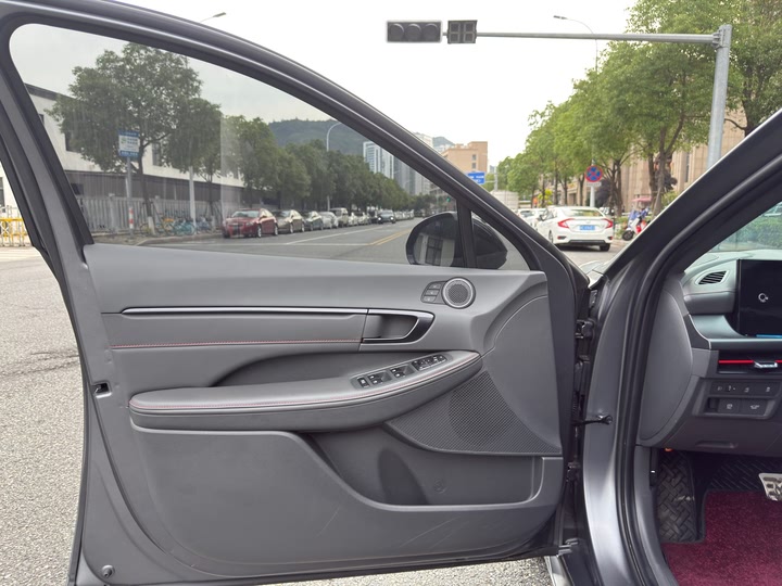 Фото 16 - Hyundai Sonata N Line