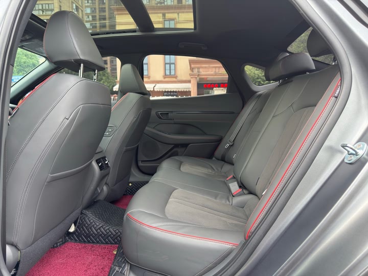 Фото 19 - Hyundai Sonata N Line