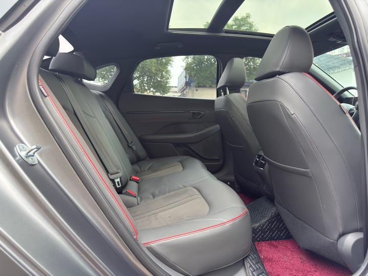 Фото 27 - Hyundai Sonata N Line