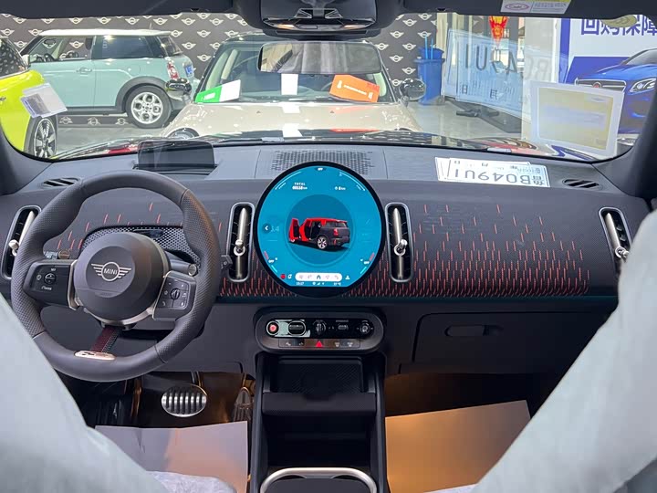 Фото 10 - Mini Countryman JCW