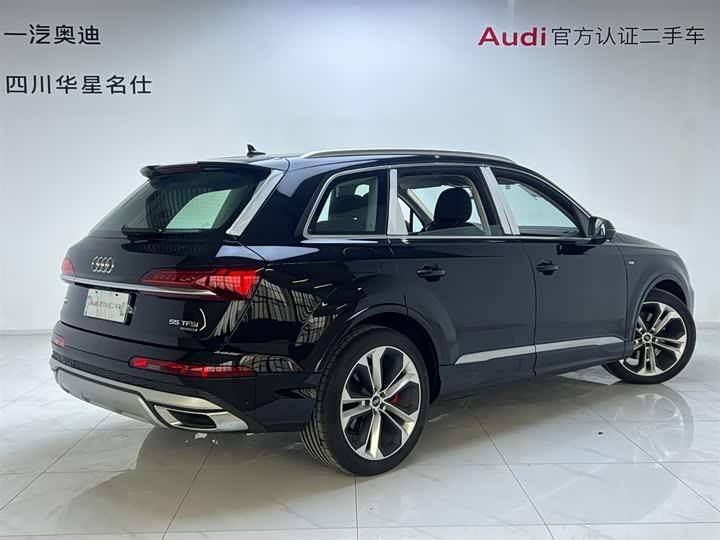 Фото 4 - Audi Q7