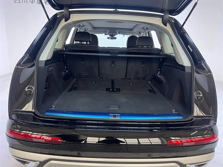 Фото 6 - Audi Q7