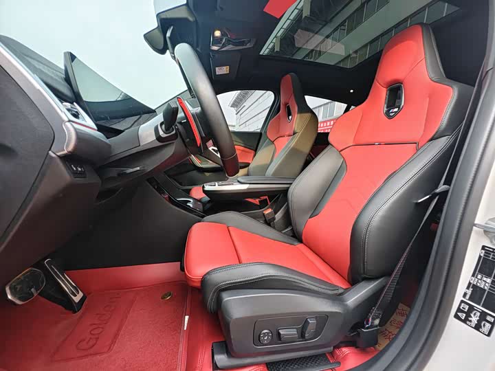 Фото 11 - BMW X2