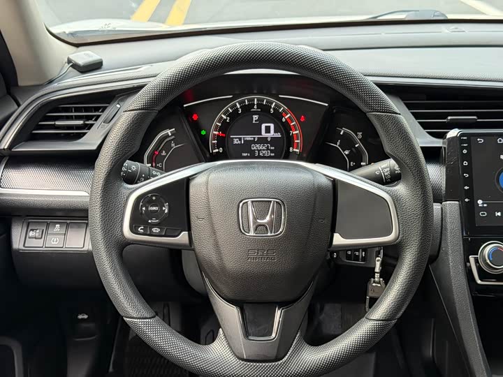 Фото 19 - Honda Civic