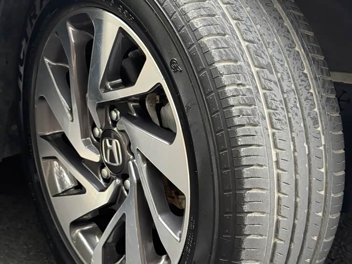 Фото 9 - Honda Civic