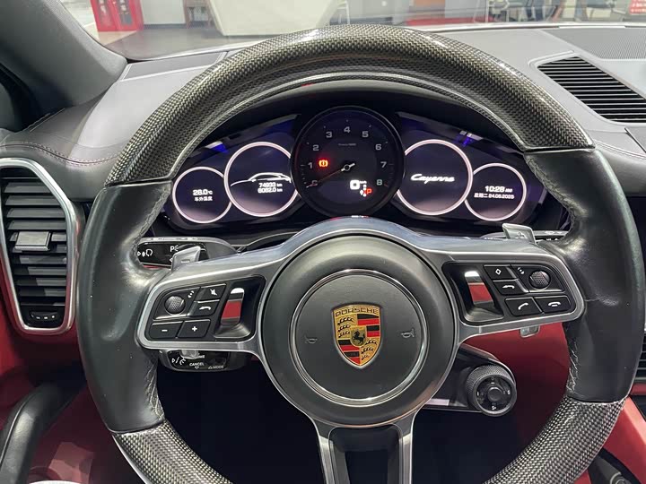 Фото 14 - Porsche Cayenne