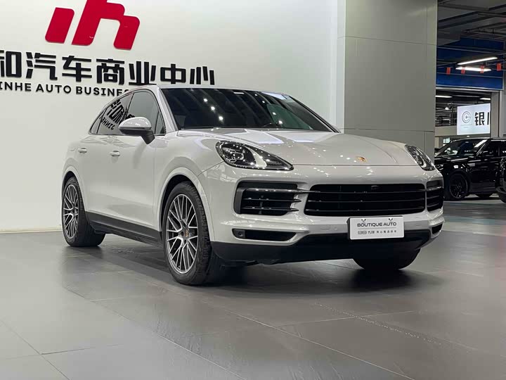Фото 3 - Porsche Cayenne