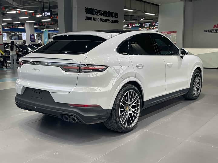 Фото 6 - Porsche Cayenne