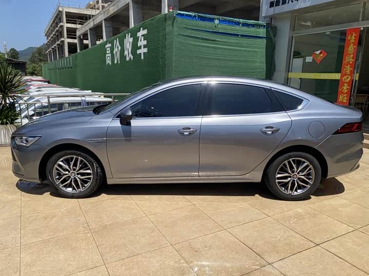 Фото 4 - BYD Qin Plus