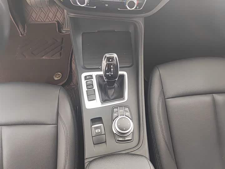 Фото 15 - BMW 1 Series