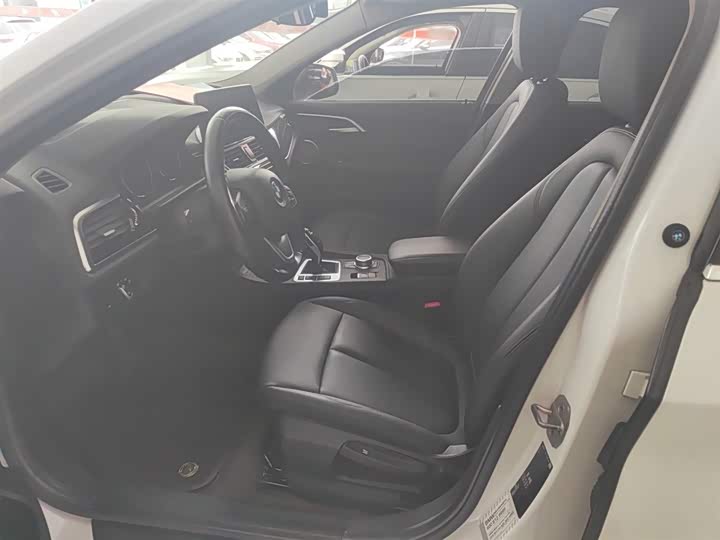 Фото 2 - BMW 1 Series