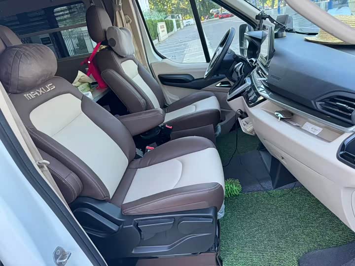 Фото 9 - Maxus V90 RV