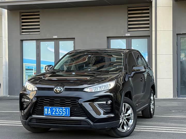 Фото 1 - Toyota Wildlander