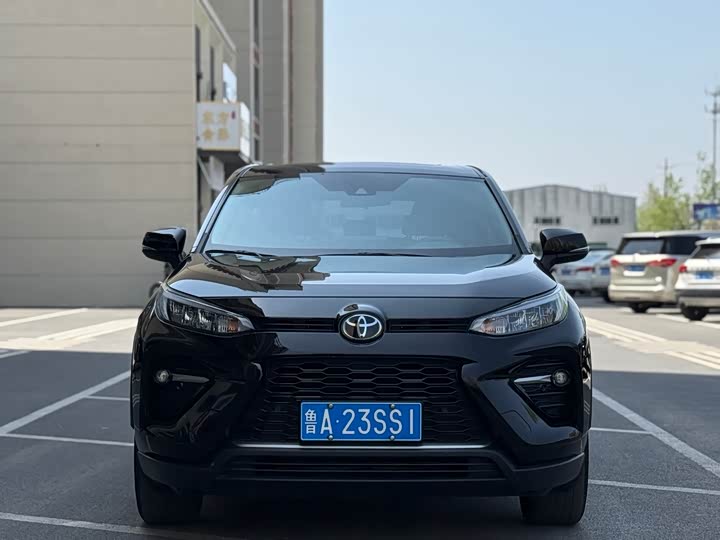 Фото 2 - Toyota Wildlander