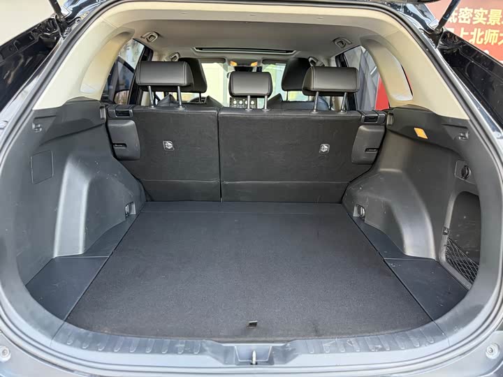 Фото 8 - Toyota Wildlander