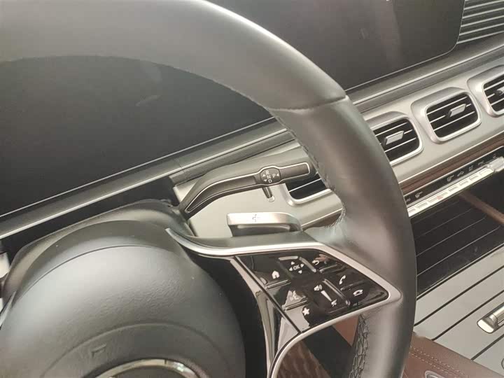 Фото 15 - Mercedes-Benz GLE-Class