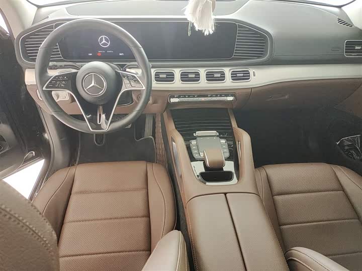 Фото 23 - Mercedes-Benz GLE-Class