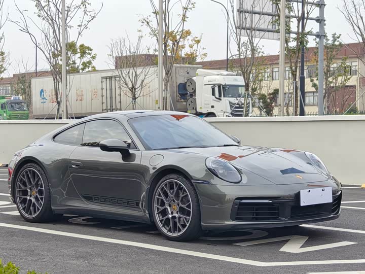 Фото 1 - Porsche 911