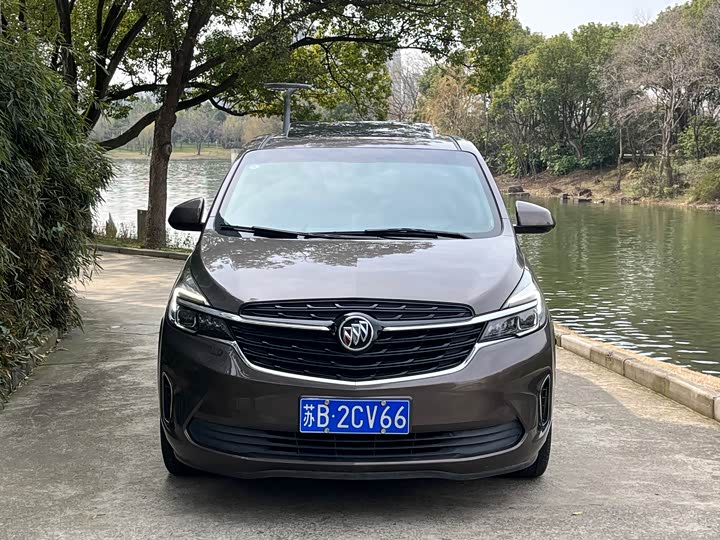 Фото 1 - Buick GL8 ES