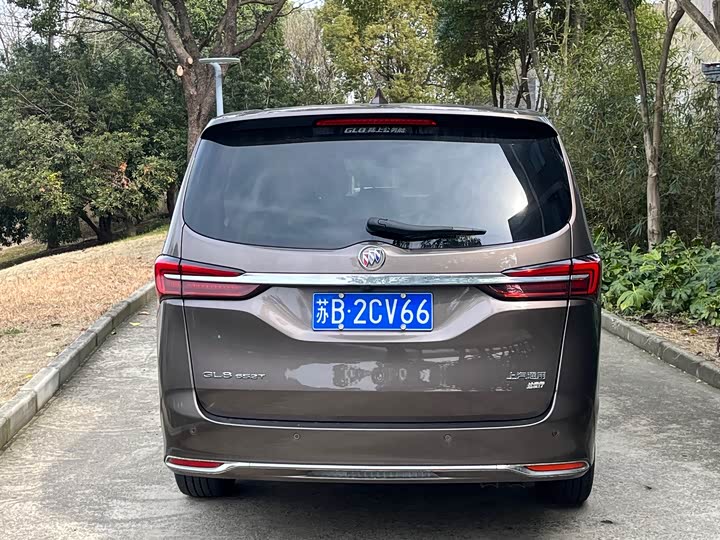 Фото 11 - Buick GL8 ES