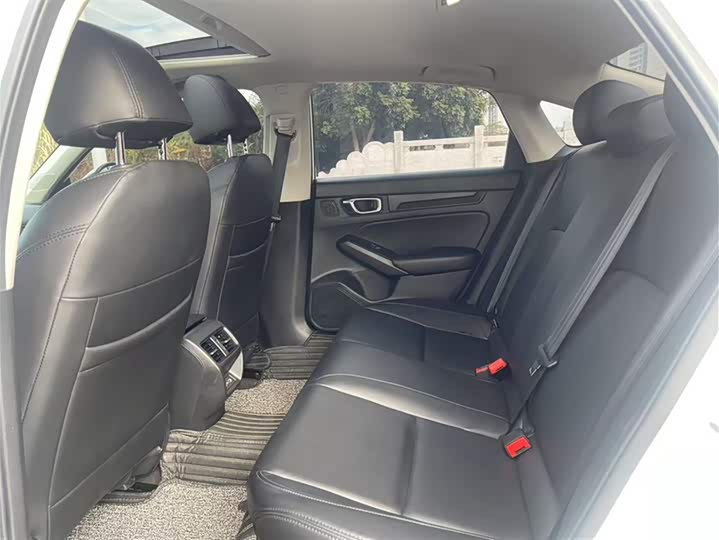 Фото 10 - Honda Integra