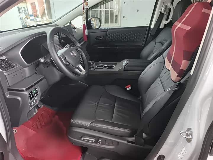 Фото 6 - Honda Elysion