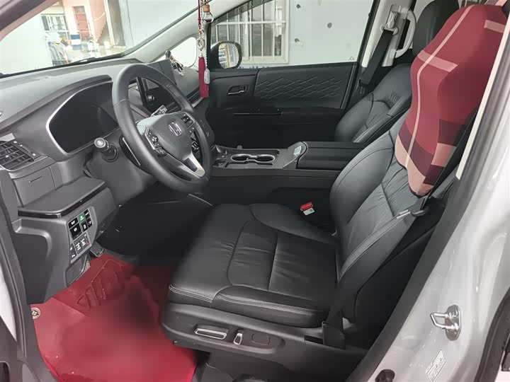 Фото 9 - Honda Elysion