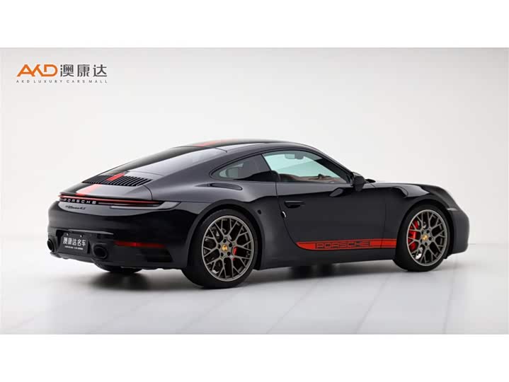 Фото 3 - Porsche 911