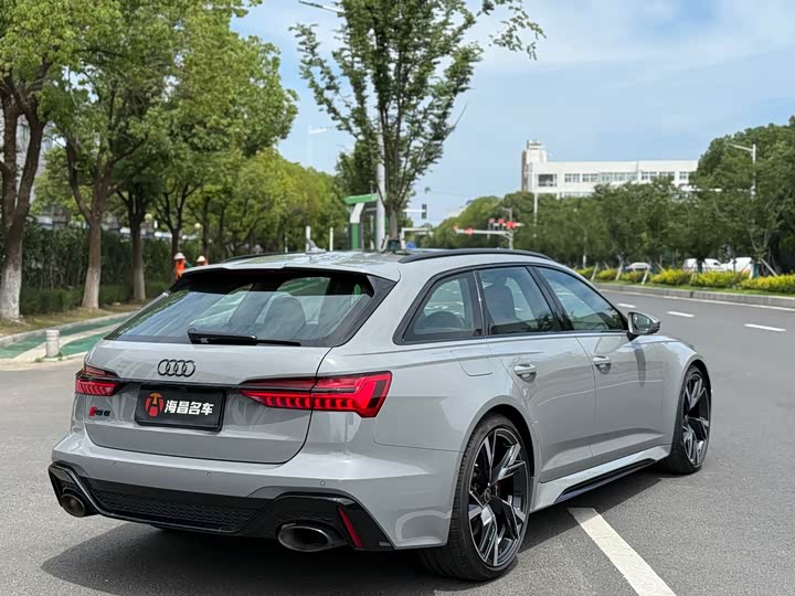 Фото 6 - Audi RS 6