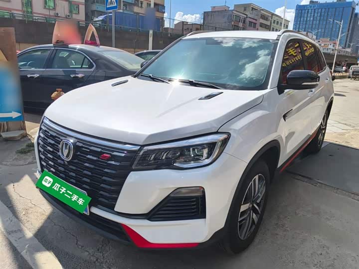 Фото 2 - Changan CS75
