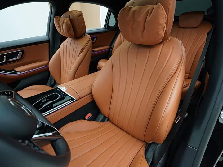 Фото 4 - Mercedes-Benz S-Class