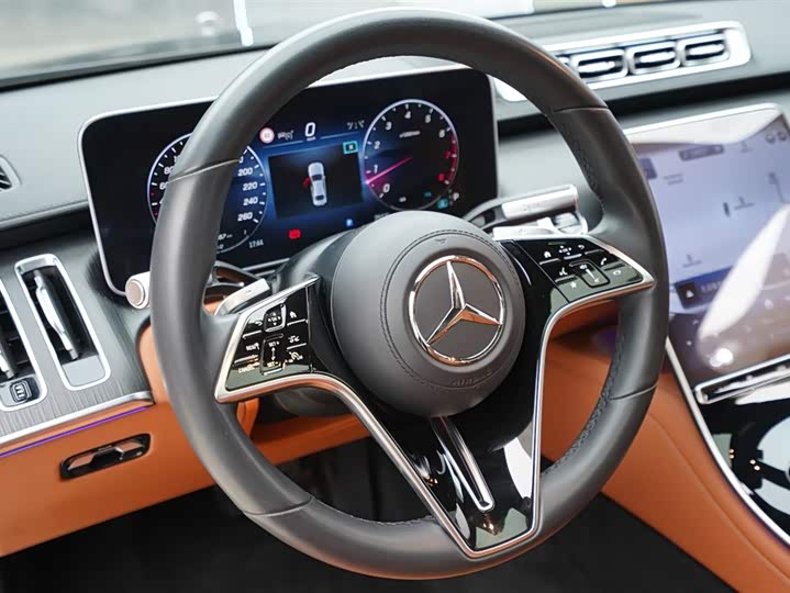 Фото 7 - Mercedes-Benz S-Class