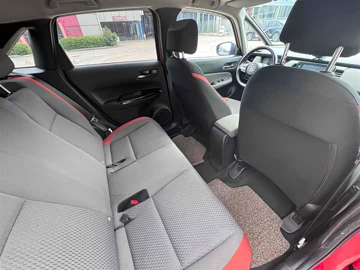 Фото 10 - Honda Life