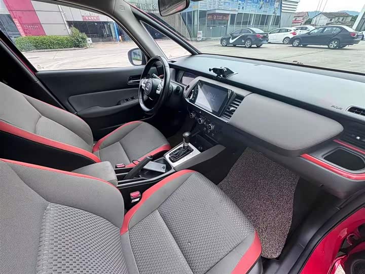 Фото 9 - Honda Life