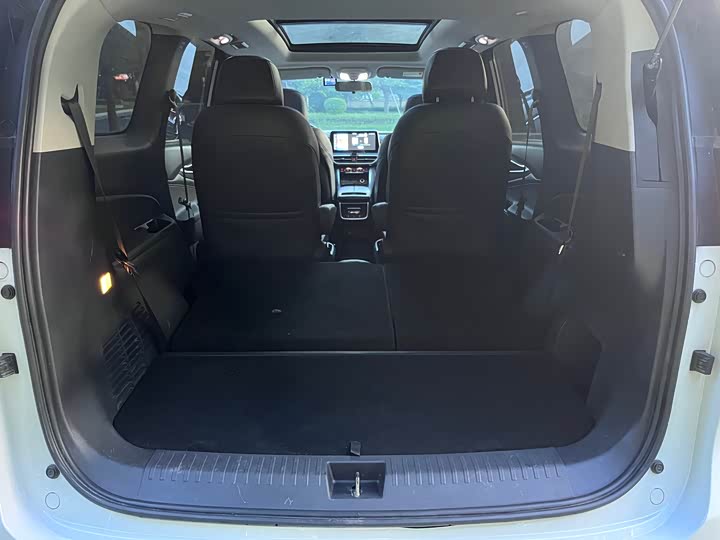 Фото 18 - Maxus G50