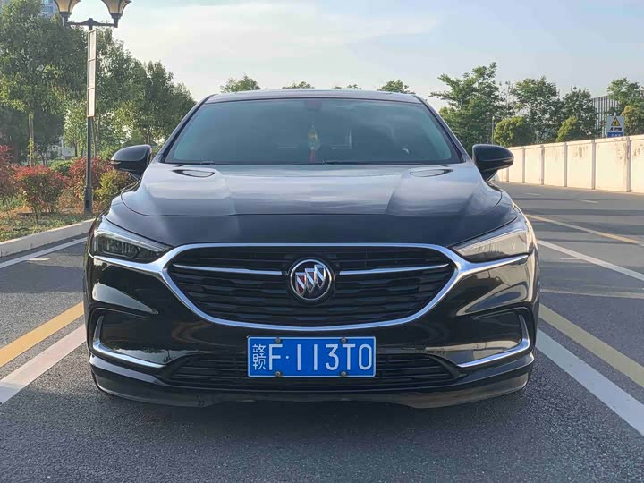 Фото 2 - Buick LaCrosse